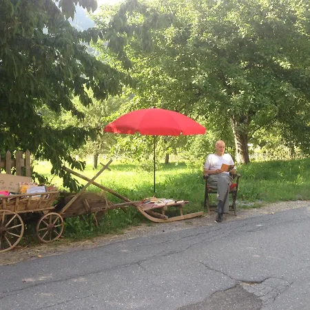 Casa Vegana, 3,5 Zi Wohnung, 5 Pl, 2 Baeder Apartmán Trun