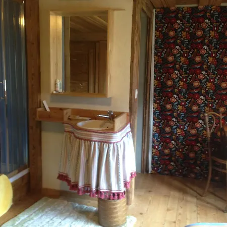 Casa Vegana, 3,5 Zi Wohnung, 5 Pl, 2 Baeder * Trun