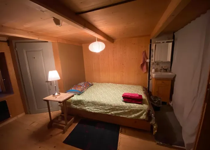 Daire Casa Vegana, 3,5 Zi Wohnung, 5 Pl, 2 Baeder Trun