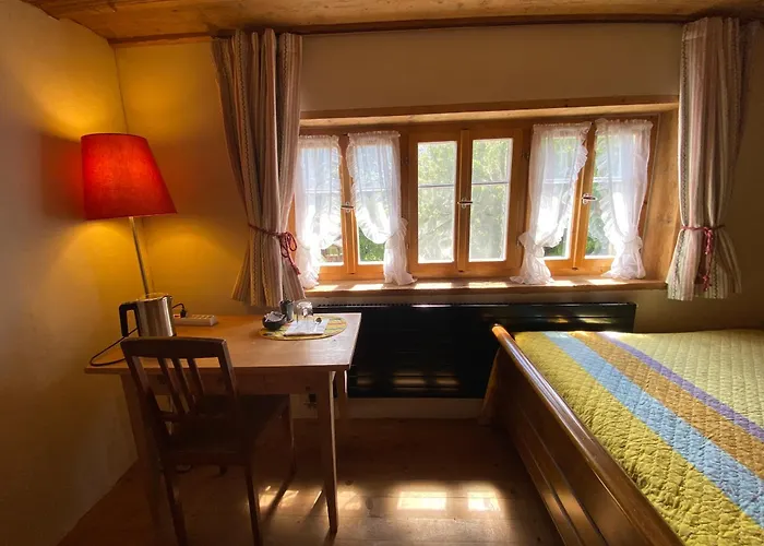 Casa Vegana, 3,5 Zi Wohnung, 5 Pl, 2 Baeder Trun