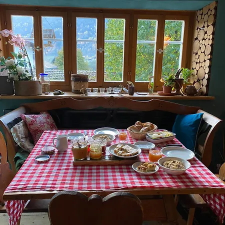 Appartamento Casa Vegana, 3,5 Zi Wohnung, 5 Pl, 2 Baeder Trun