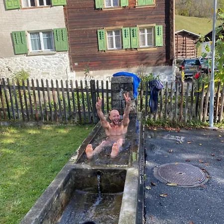 Casa Vegana, 3,5 Zi Wohnung, 5 Pl, 2 Baeder Trun