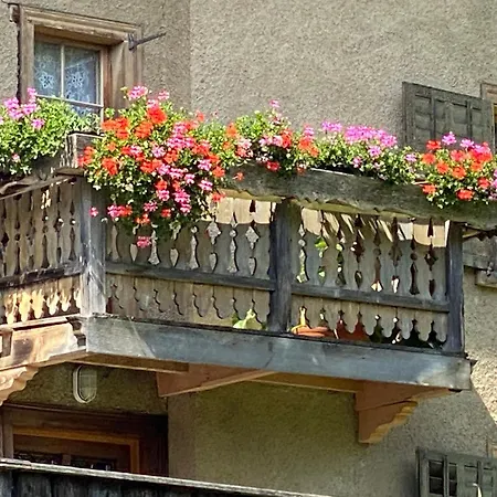 Casa Vegana, 3,5 Zi Wohnung, 5 Pl, 2 Baeder Trun